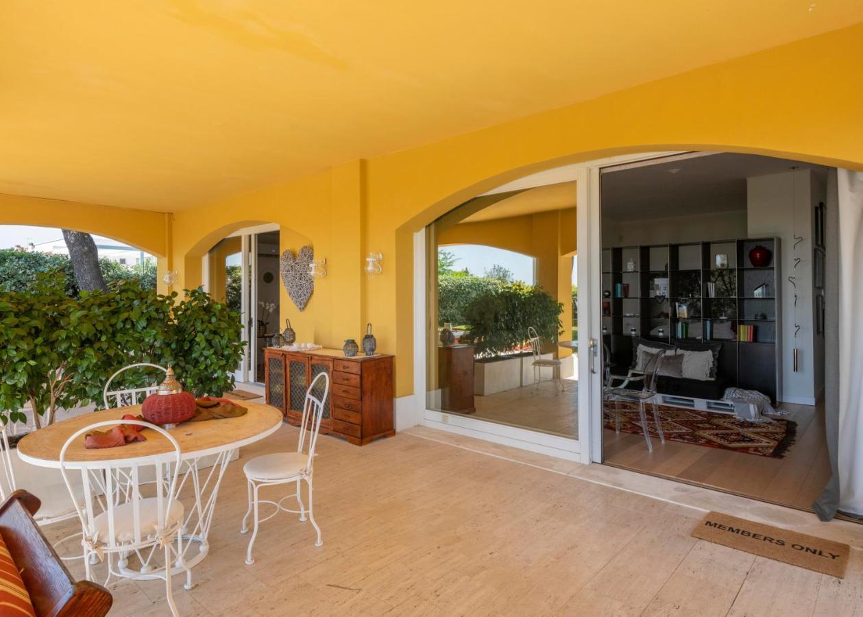 Tra Gli Alberi E Il Mare Bed & Breakfast Sirolo Exterior photo