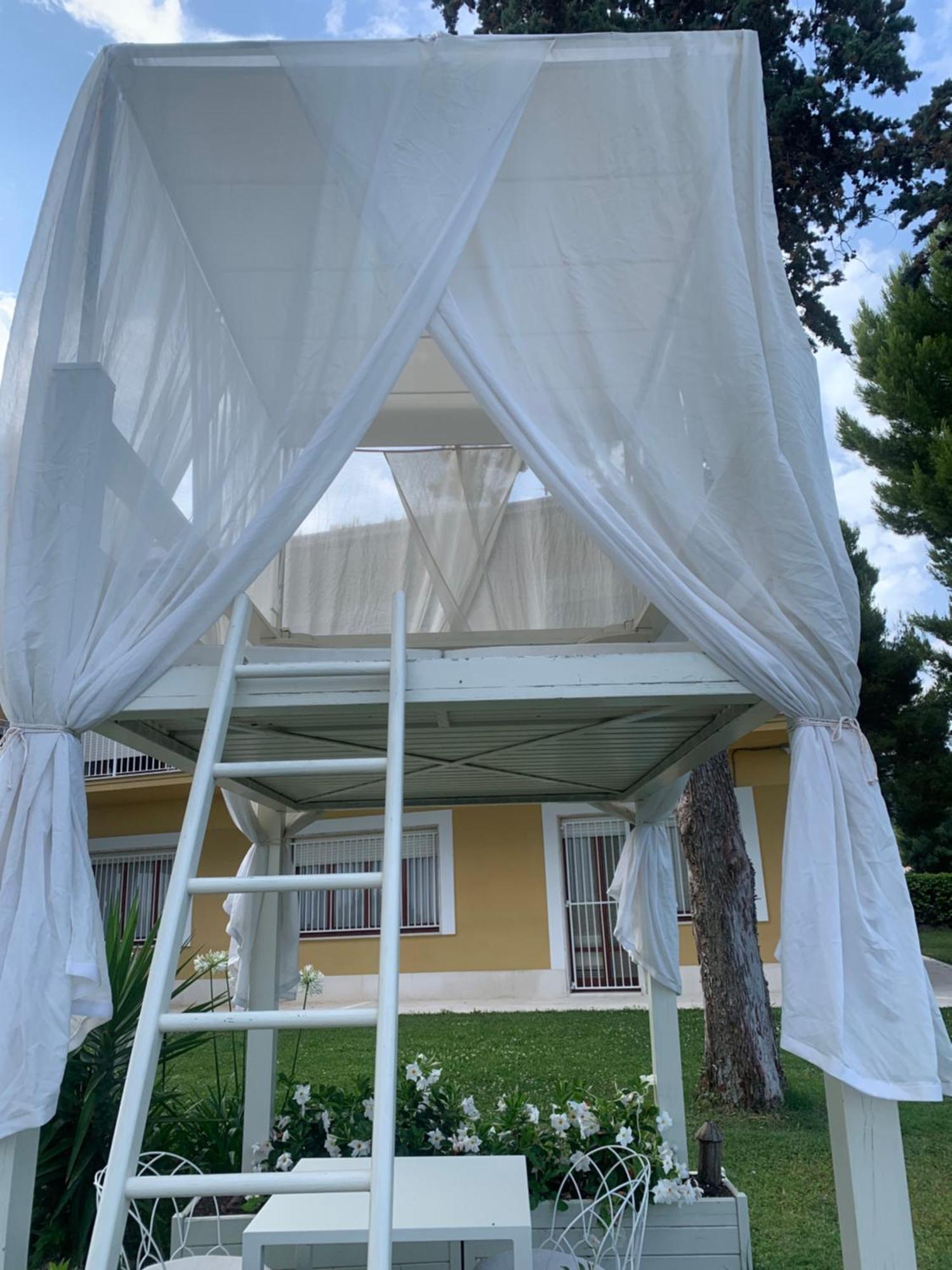 Tra Gli Alberi E Il Mare Bed & Breakfast Sirolo Exterior photo